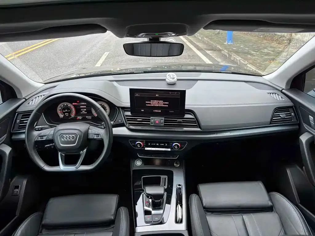 Audi Q5L 2023 из CN, фото 4