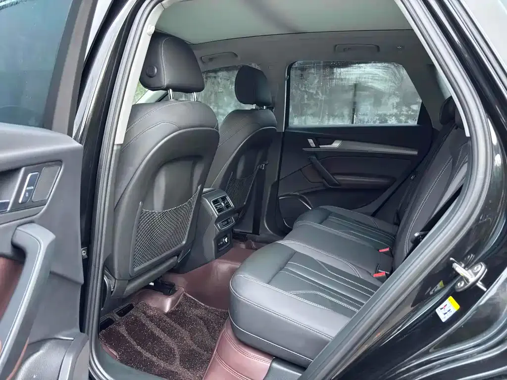 Audi Q5L 2023 из CN, фото 6