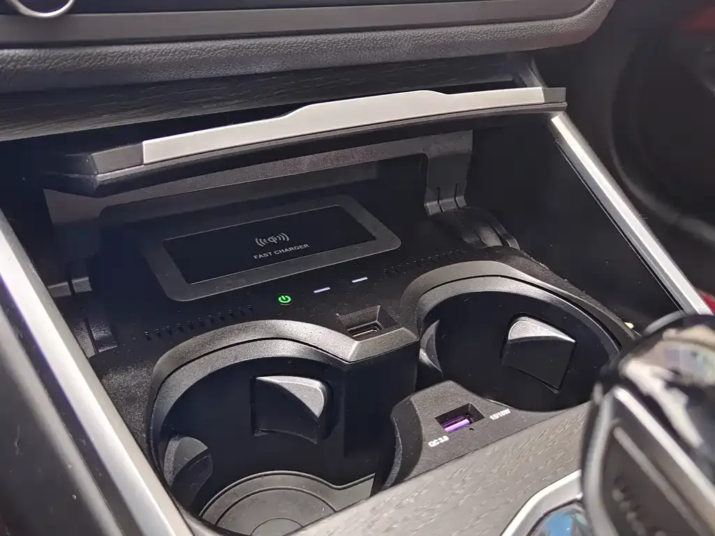 BMW 4 Series 2022 из CN, фото 8