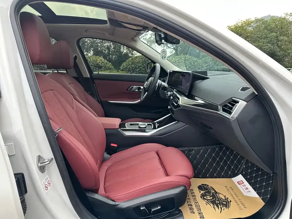 BMW 3 Series 2024 из CN, фото 7