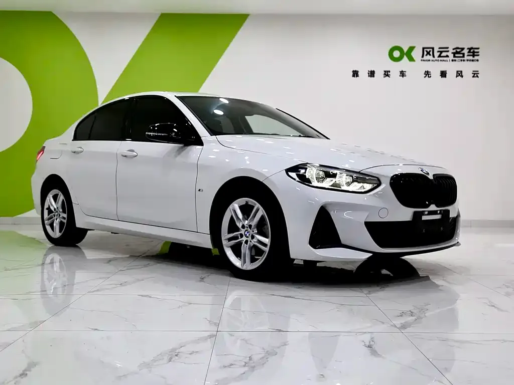 BMW 1 Series 2023 из CN, фото 3