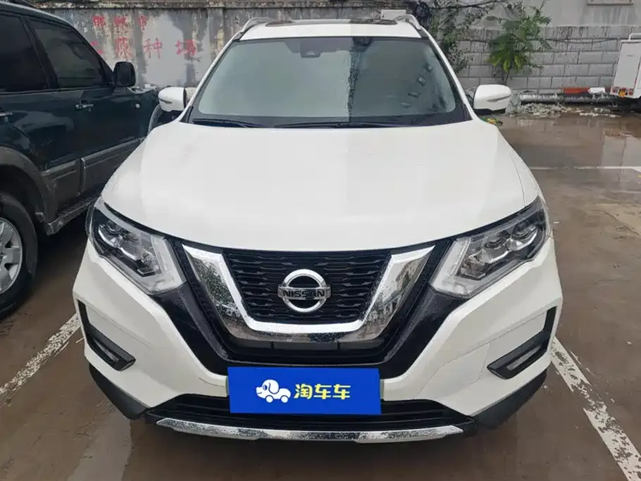 Nissan X-Trail — фото 1