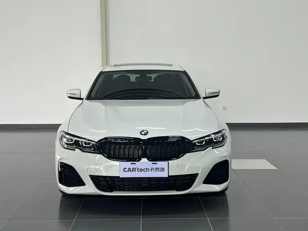 BMW 3 Series 2022 из CN, фото 4