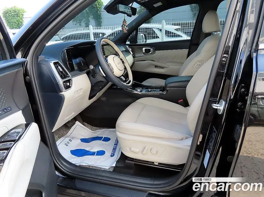 Kia Sorento — фото 5