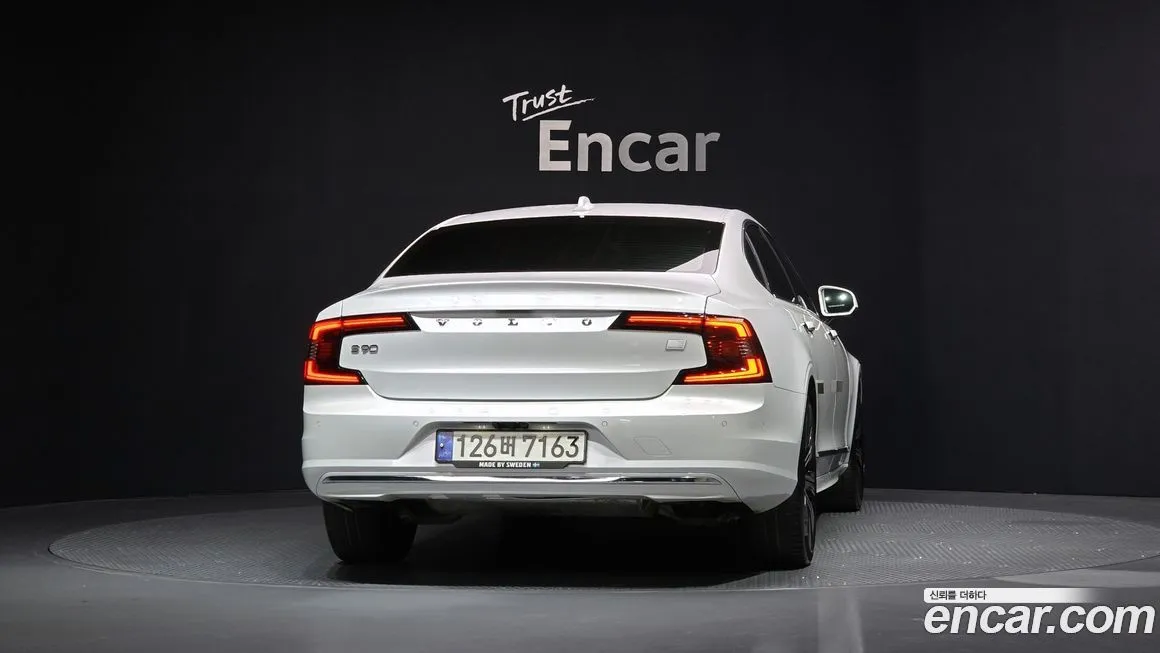 Volvo S90 — фото 4