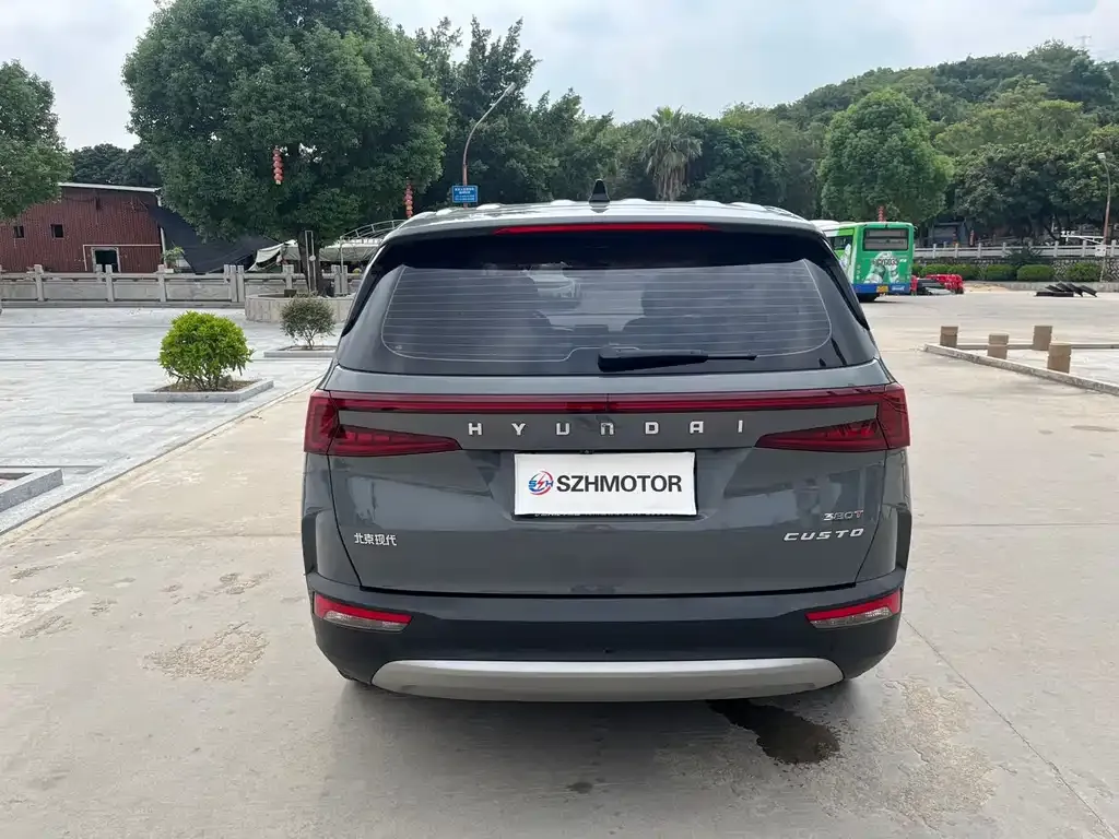 Hyundai Custo — фото 7