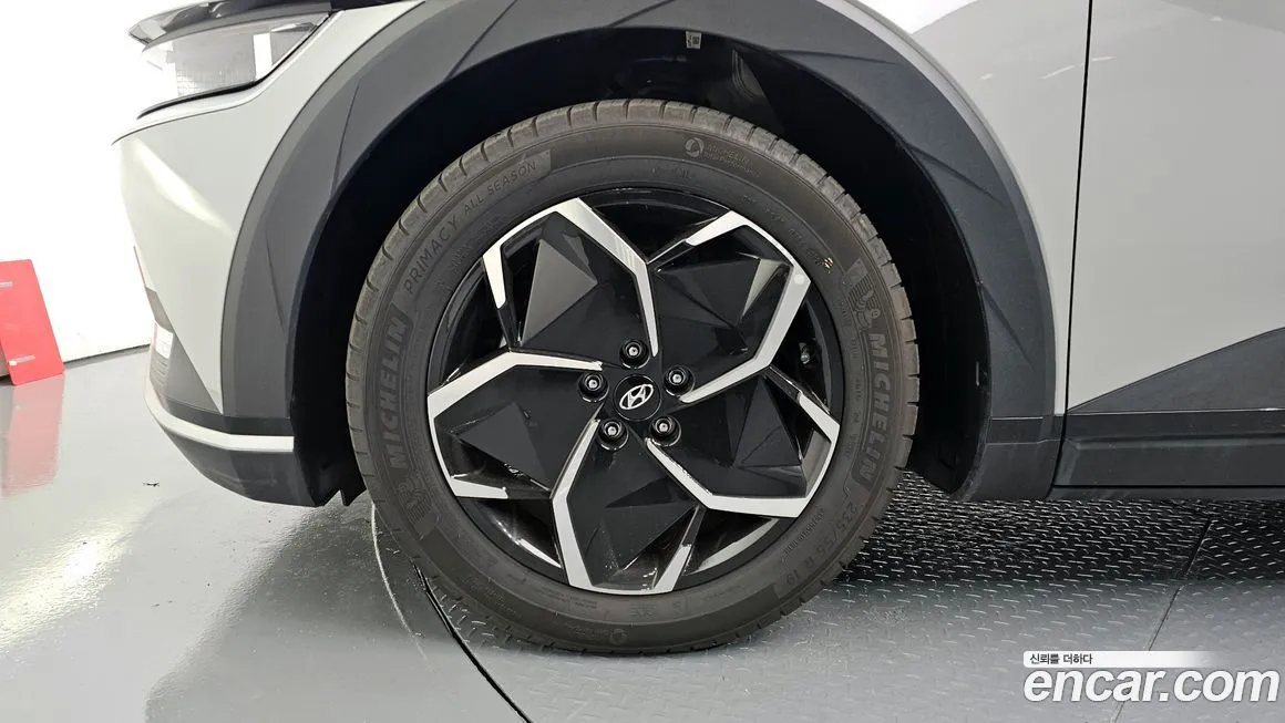 Hyundai Ioniq5 — фото 5