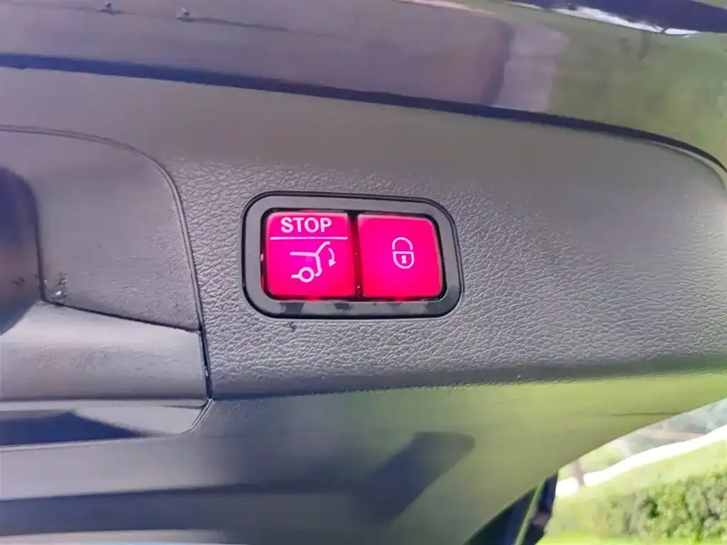 Mercedes-Benz GLS 2023 из CN, фото 7