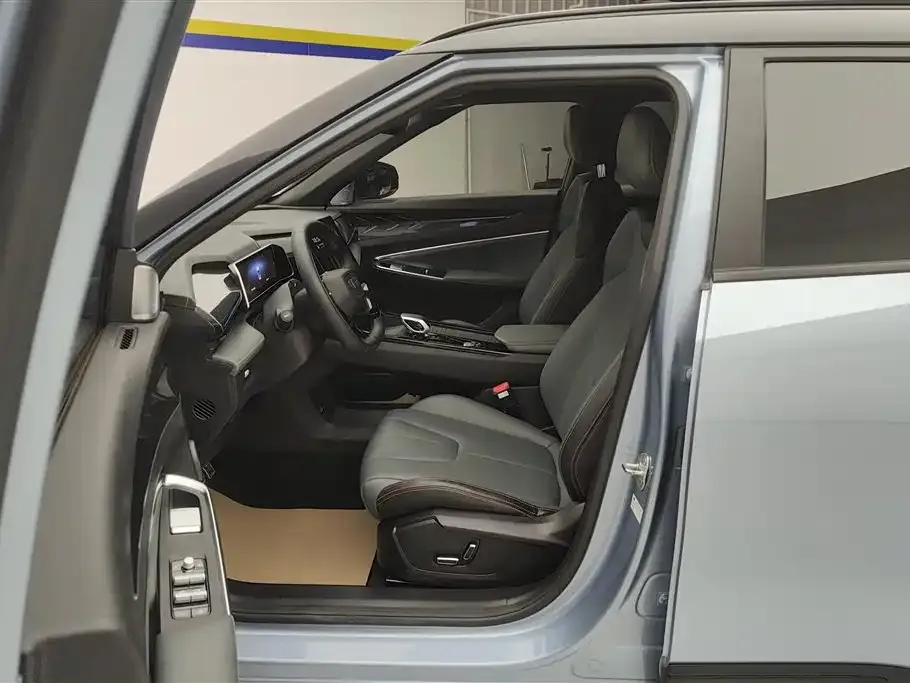 Geely Boyue 2024 из CN, фото 9