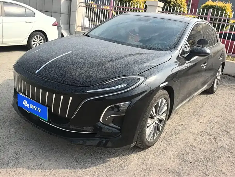 Hongqi E-QM5 2024 из CN, фото 1