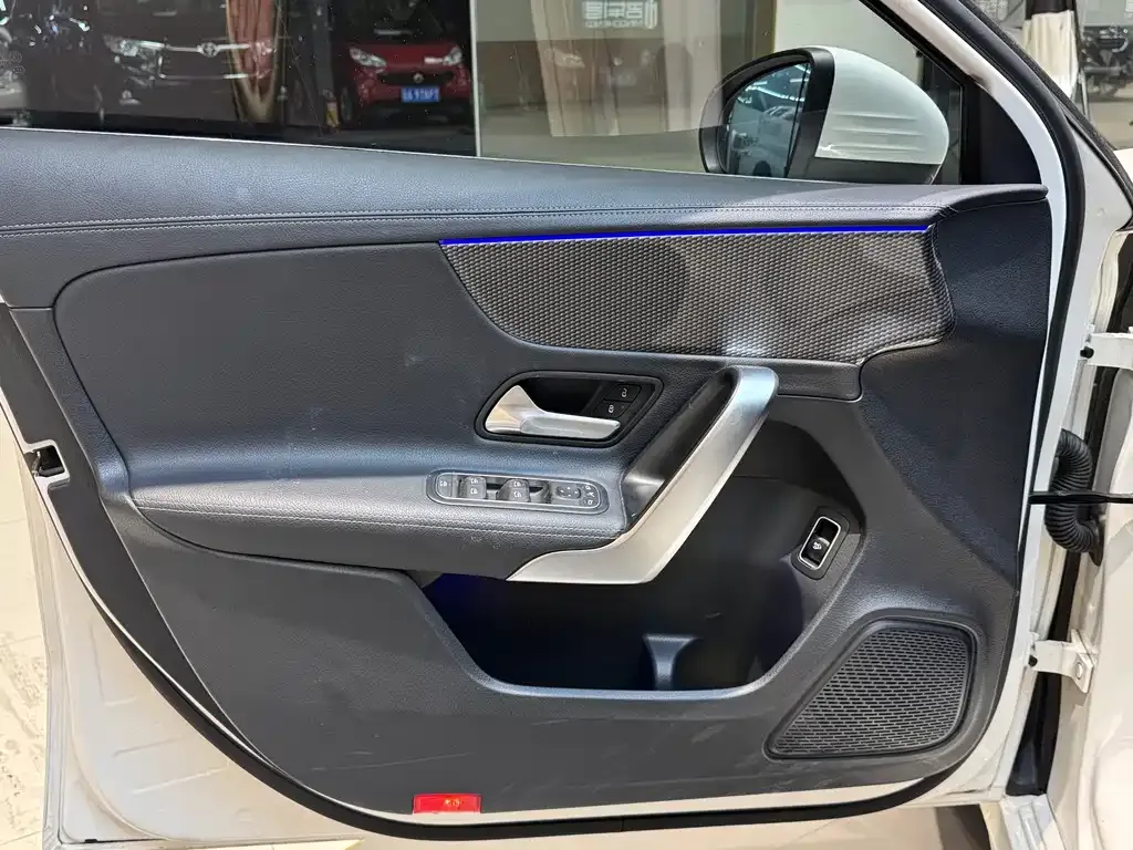 Mercedes-Benz A-Class 2022 из CN, фото 8