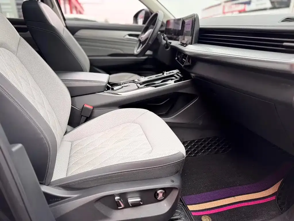 Volkswagen Tavendor 2024 из CN, фото 7