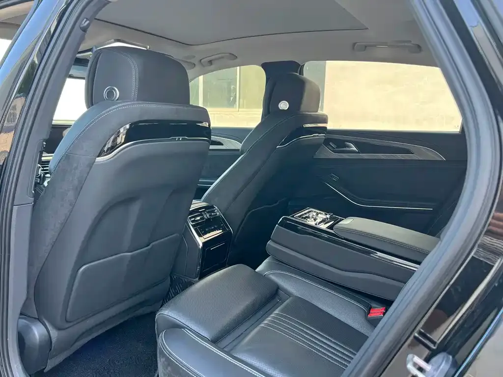 Hongqi H9 2021 из CN, фото 9