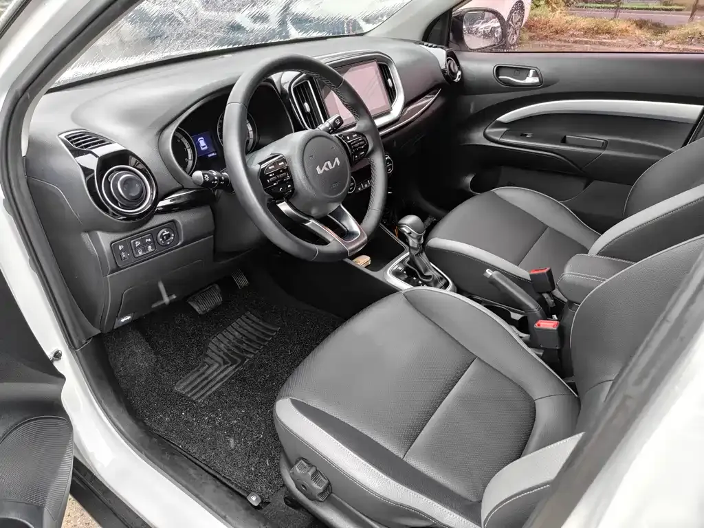 Kia KX1 2022 из CN, фото 4