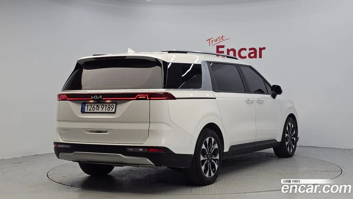 Kia Carnival 2023 из KR, фото 2