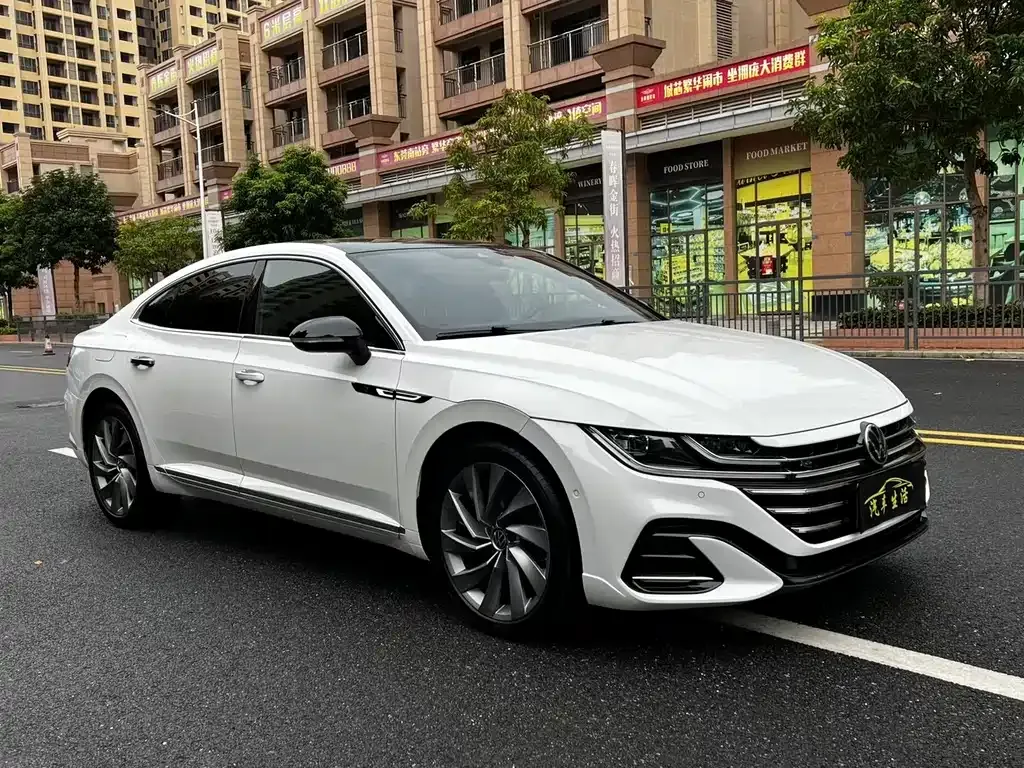 Volkswagen CC 2022 из CN, фото 3