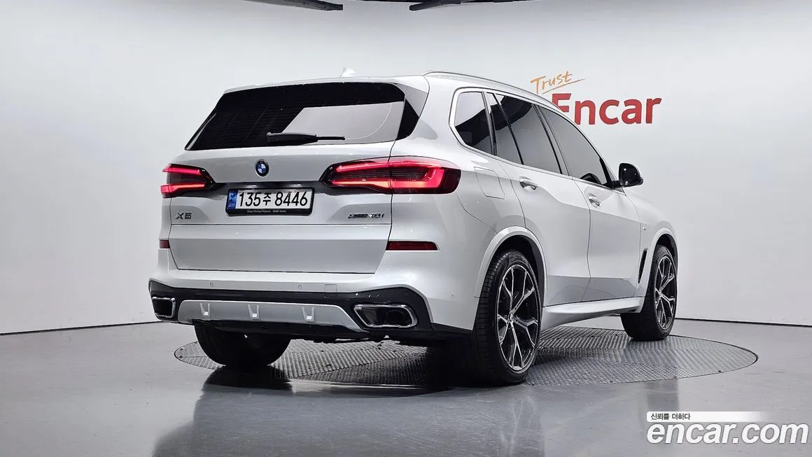BMW X5 — фото 2