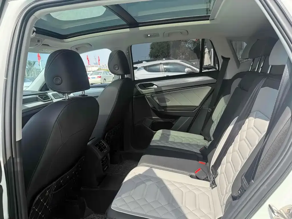 Volkswagen Tayron 2023 из CN, фото 6