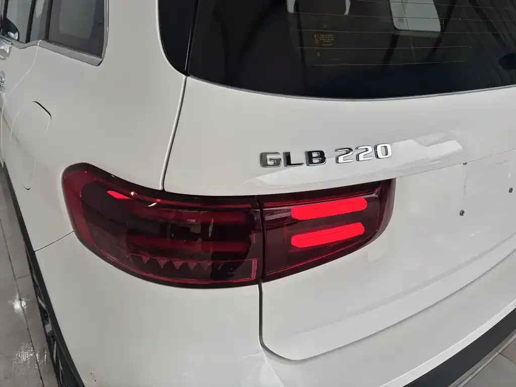Mercedes-Benz GLB 2023 из CN, фото 10