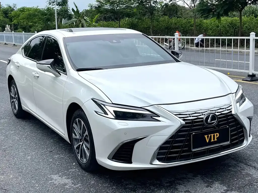 Lexus ES 2025 из CN, фото 3