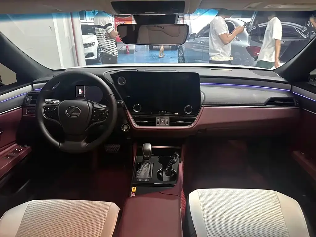Lexus ES 2025 из CN, фото 5