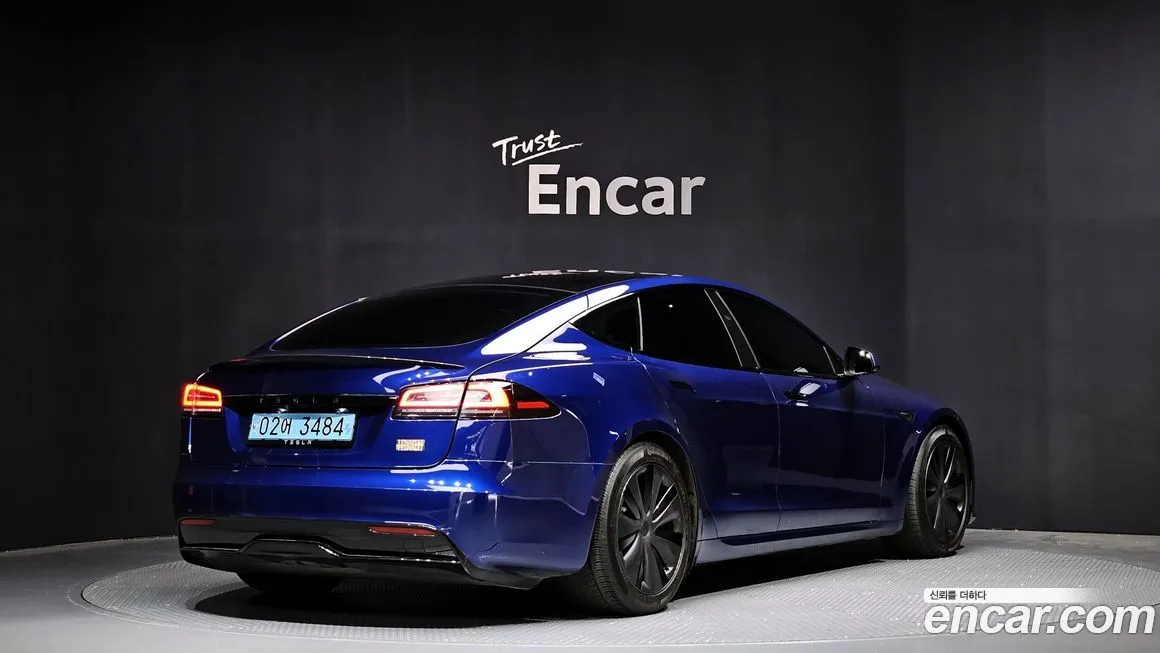 Tesla Model S 2024 из KR, фото 2