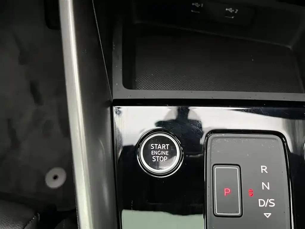 Audi A3 2023 из CN, фото 4