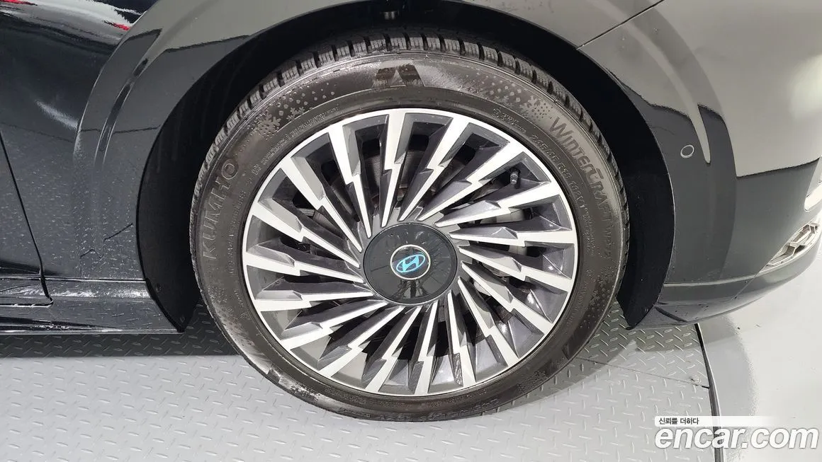 Hyundai Grandeur 2023 из KR, фото 5