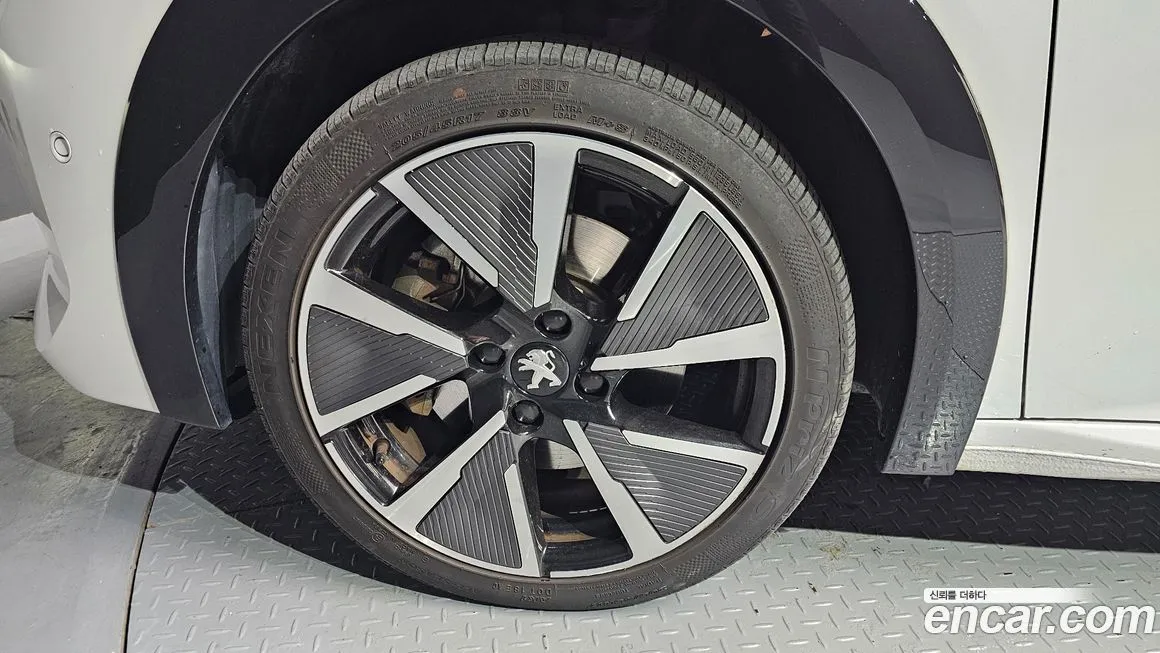 Peugeot 208 2022 из KR, фото 5