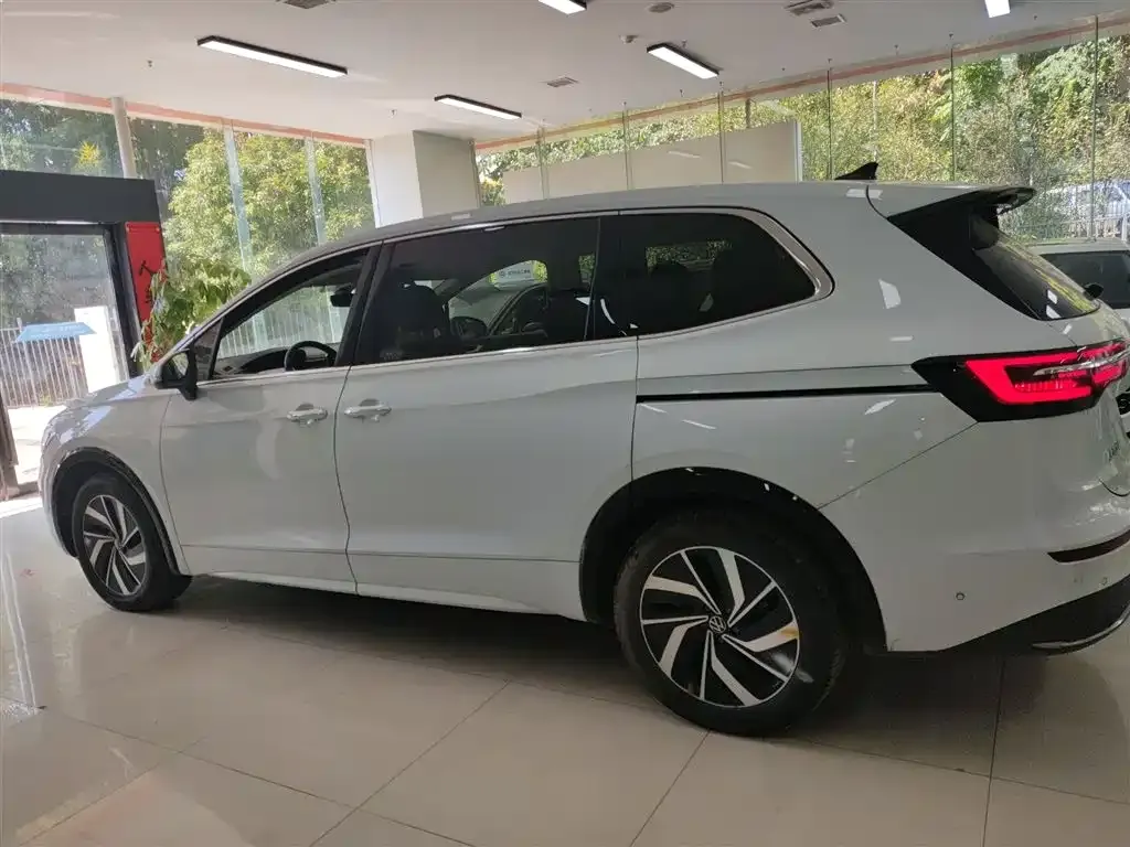 Volkswagen Viloran 2023 из CN, фото 5