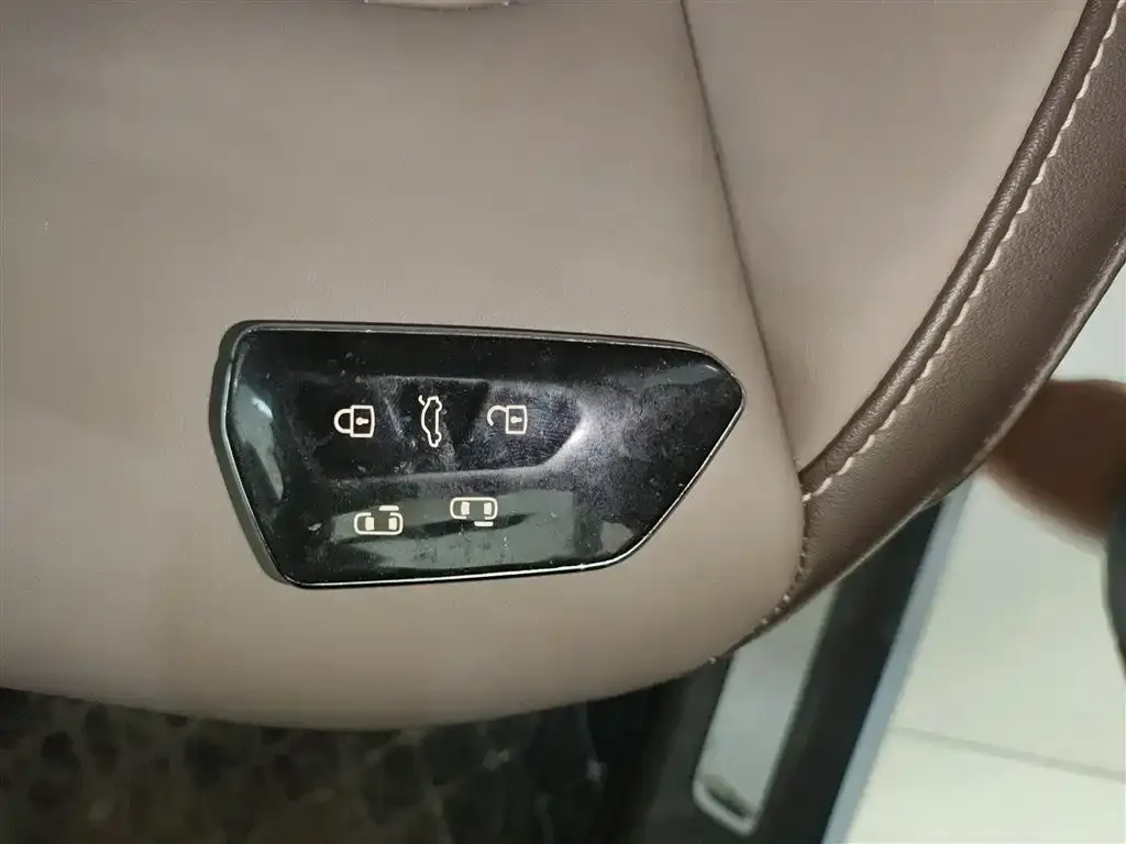 Volkswagen Viloran 2023 из CN, фото 9