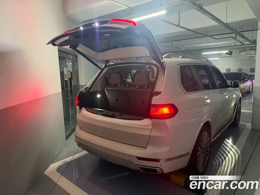 BMW X7 2022 из KR, фото 2