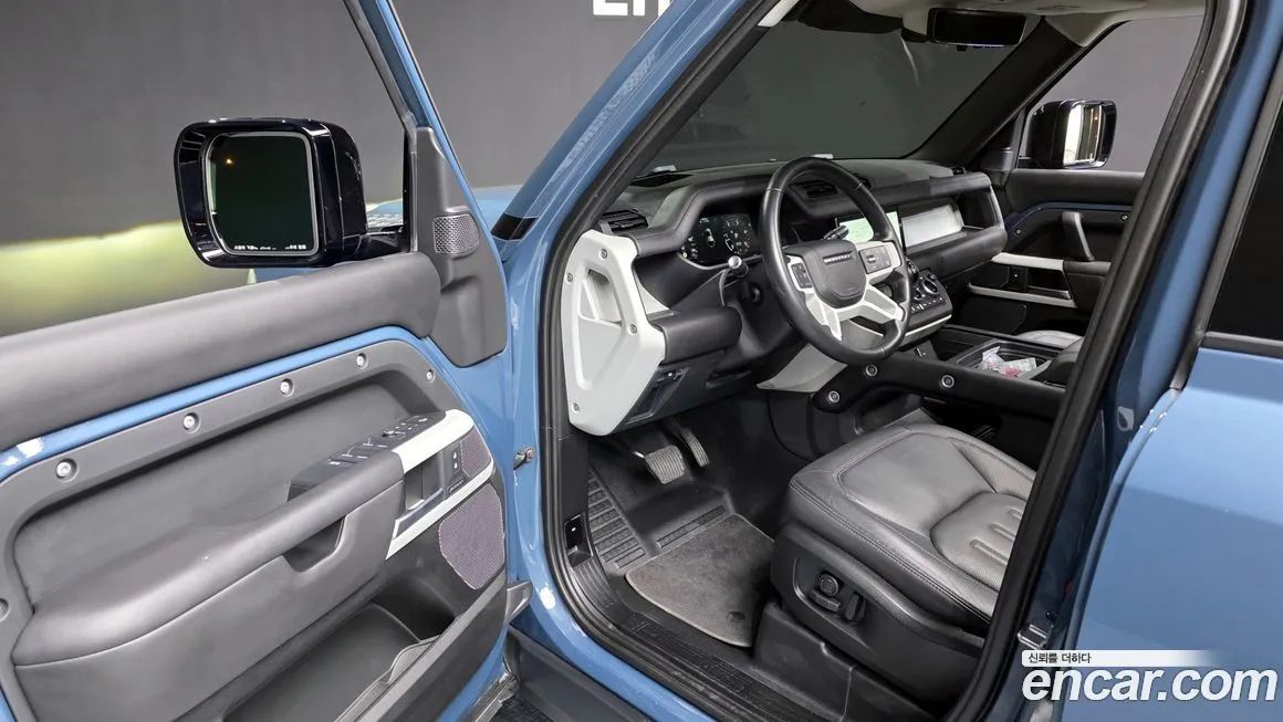 Land Rover Defender 2022 из KR, фото 10