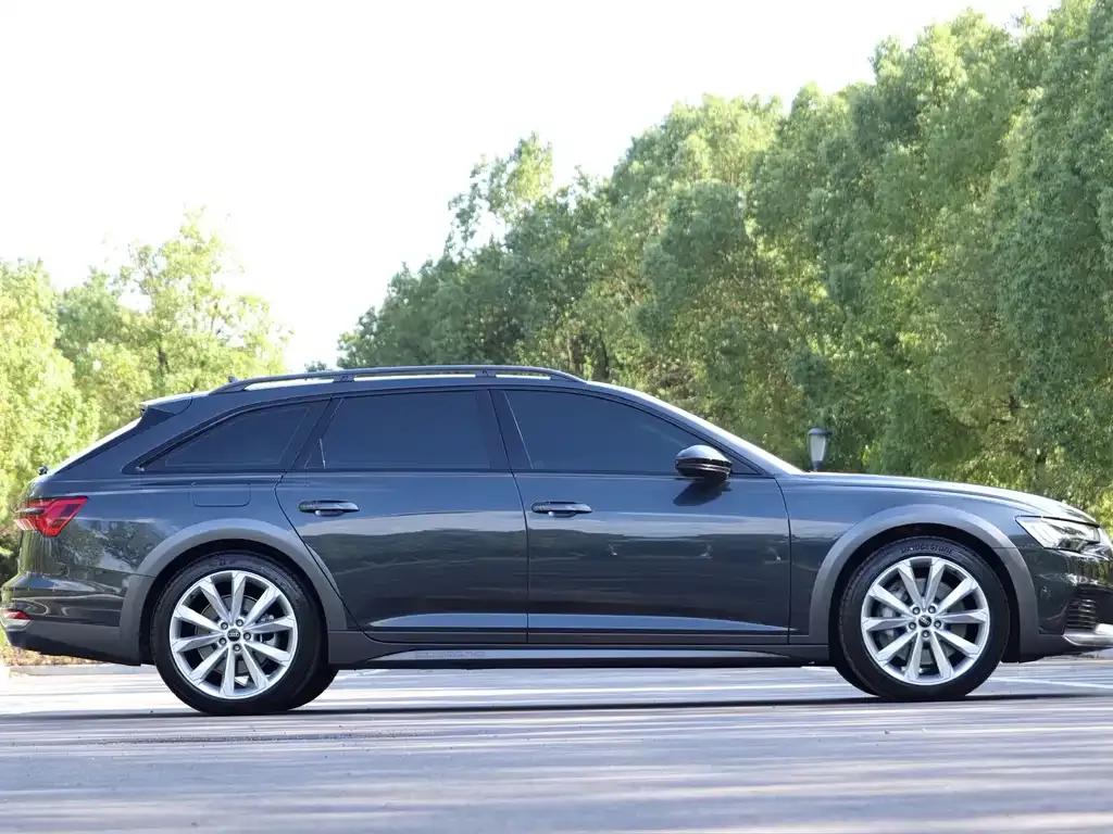 Audi A6 (Import) 2023 из CN, фото 4