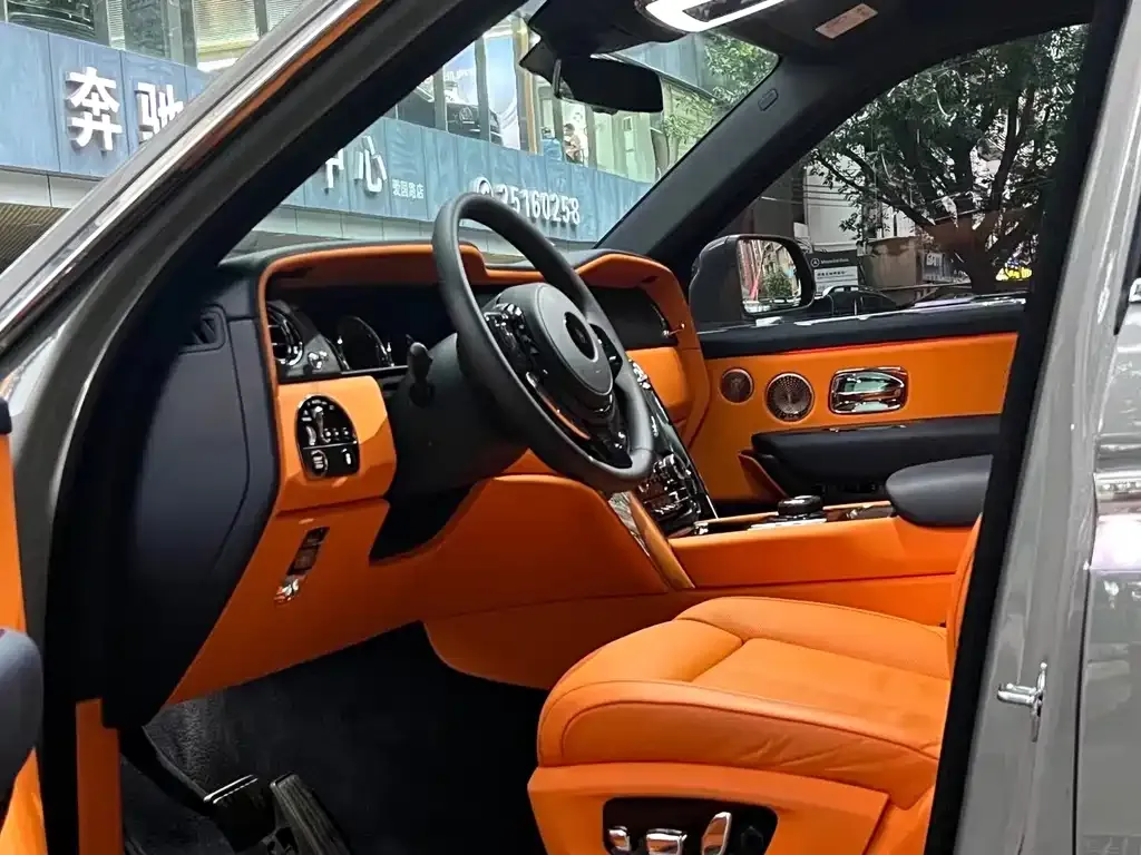 Rolls-Royce Cullinan 2021 из CN, фото 4