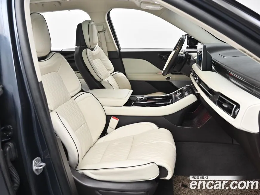 Lincoln Aviator — фото 10