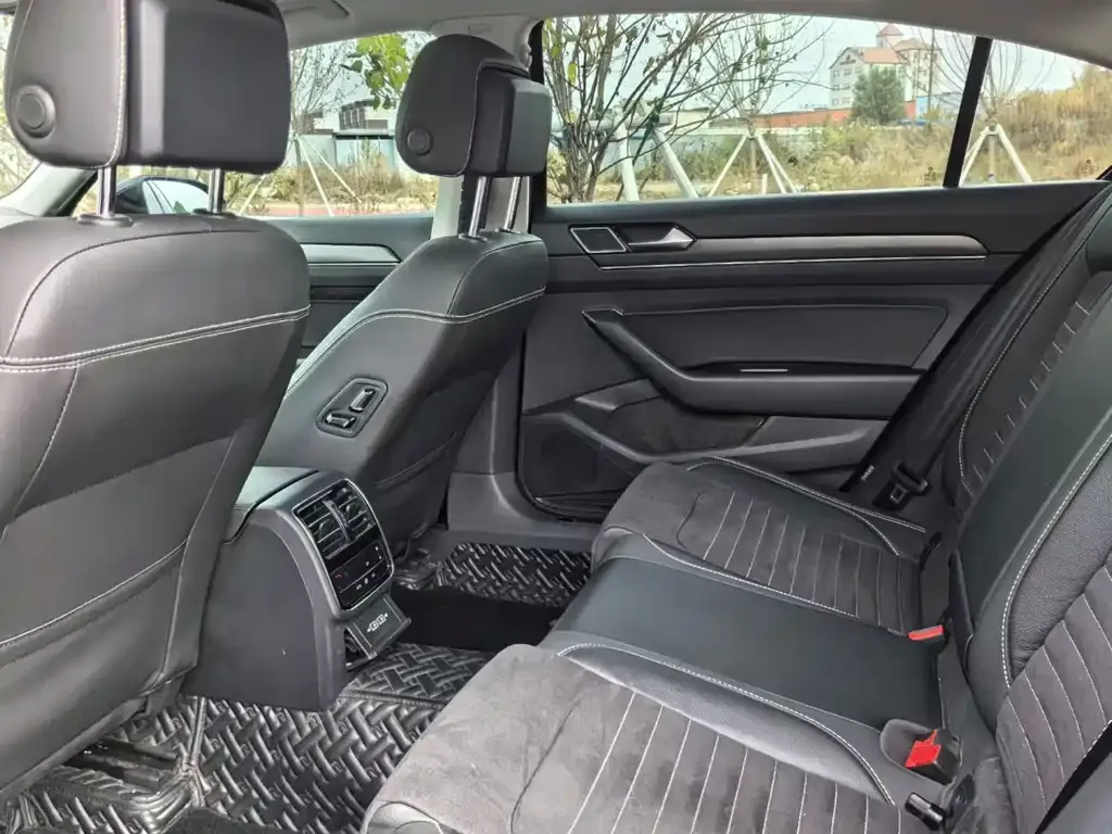 Volkswagen Magotan 2021 из CN, фото 5