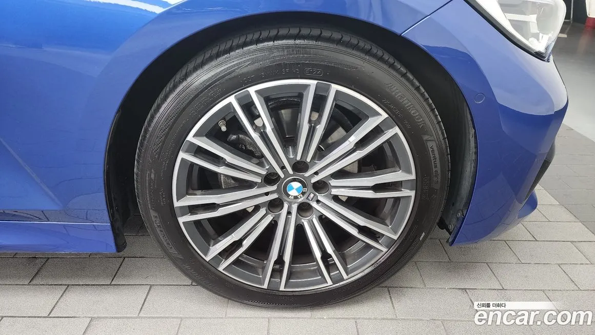 BMW 3-Series 2021 из KR, фото 5