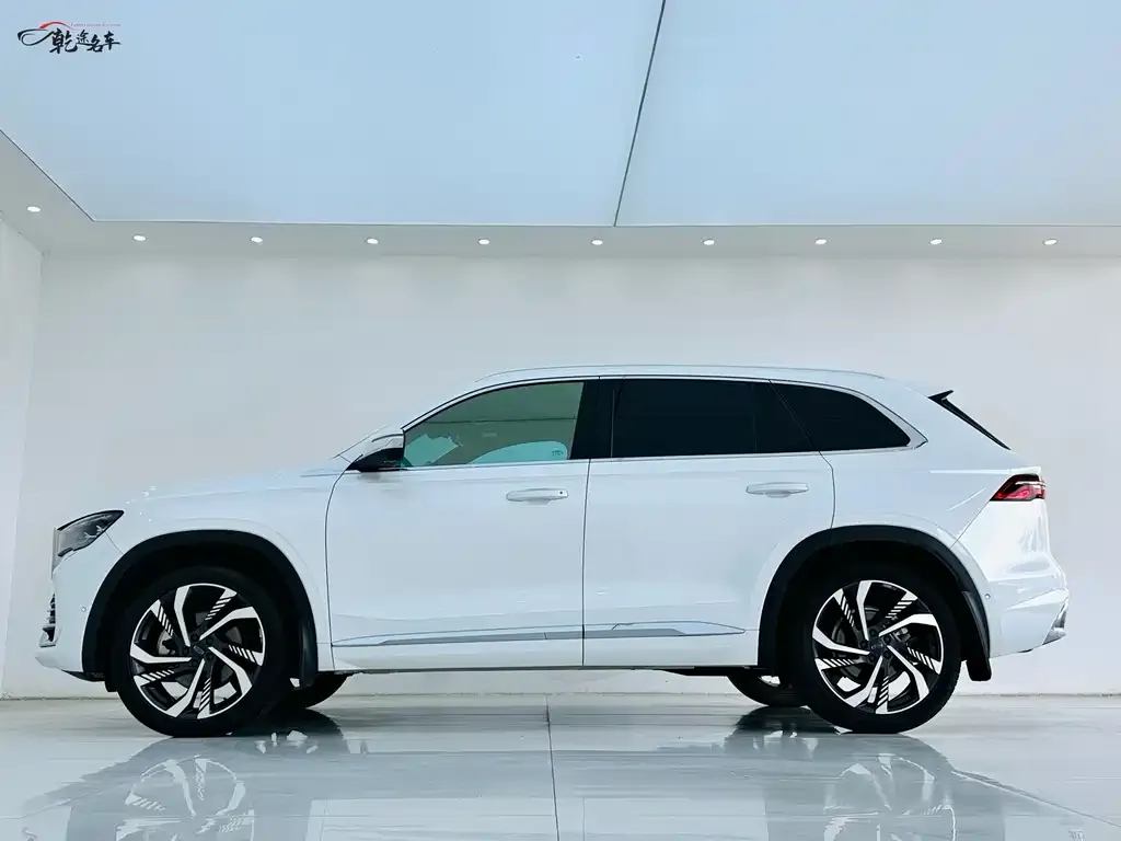 Geely Xingyue L 2022 из CN, фото 4