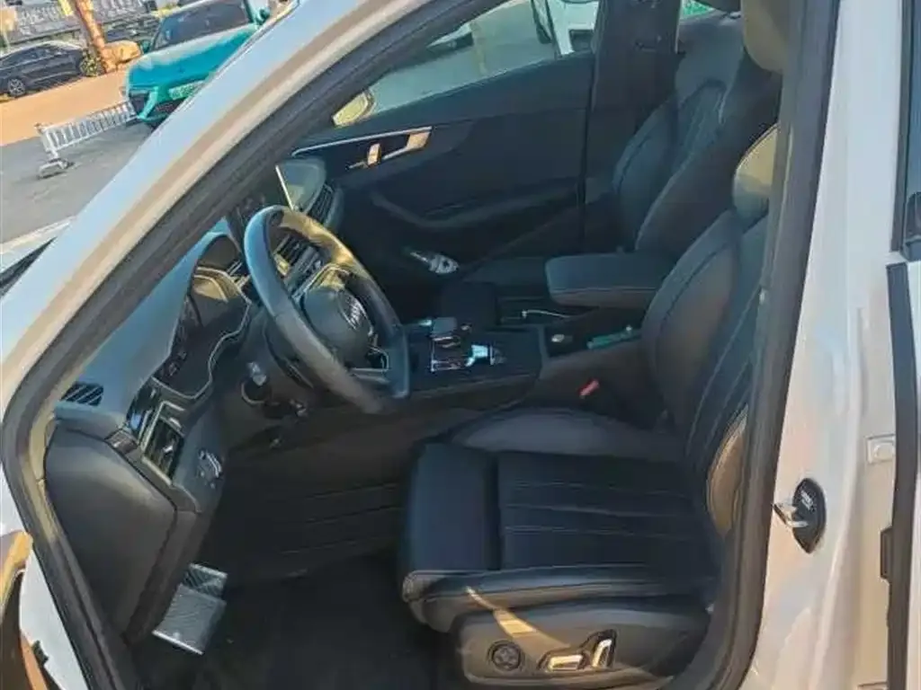 Audi A4L 2024 из CN, фото 7