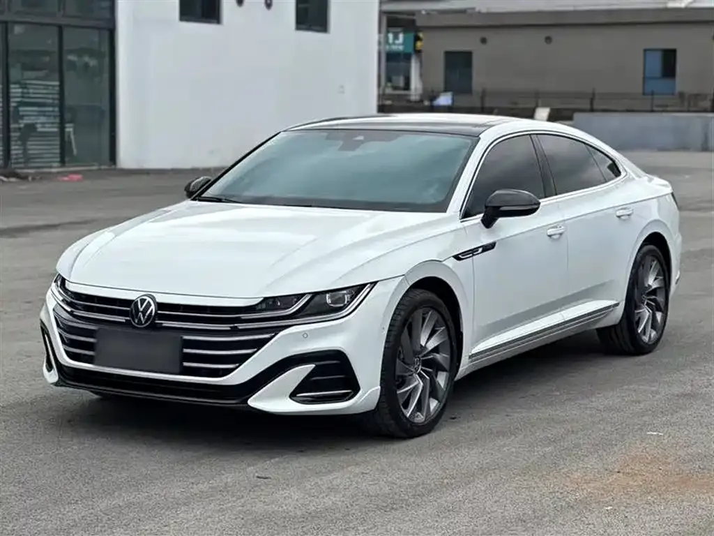 Volkswagen CC 2024 из CN, фото 1
