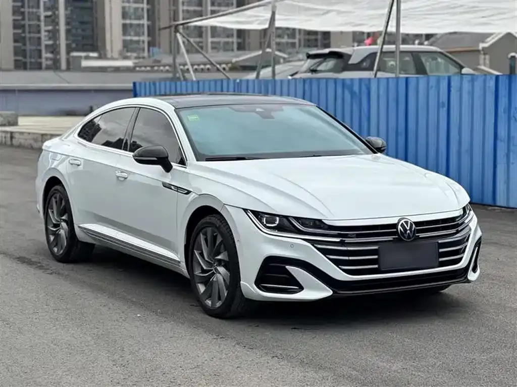 Volkswagen CC 2024 из CN, фото 7