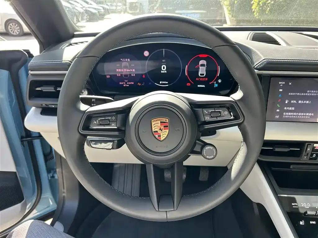 Porsche Macan EV 2025 из CN, фото 7