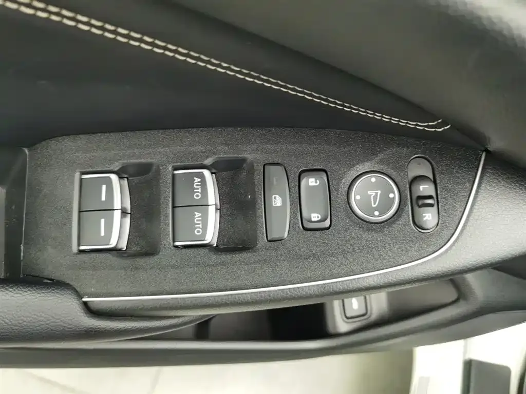 Honda Inspire 2022 из CN, фото 9