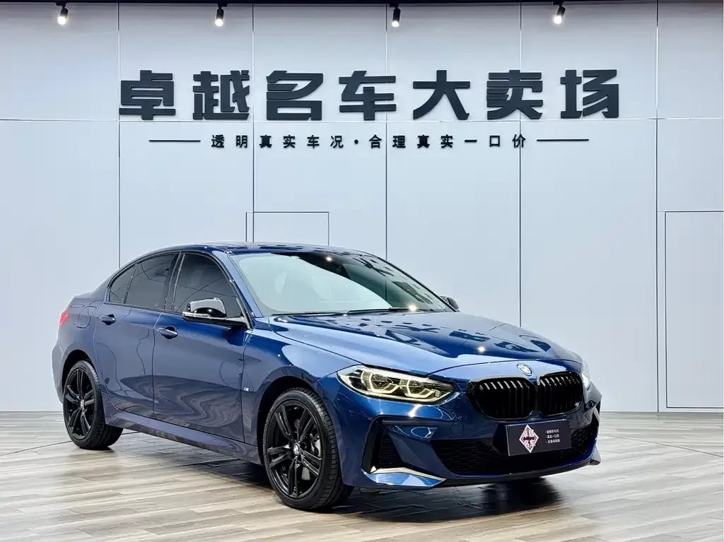 BMW 1 Series 2023 из CN, фото 3