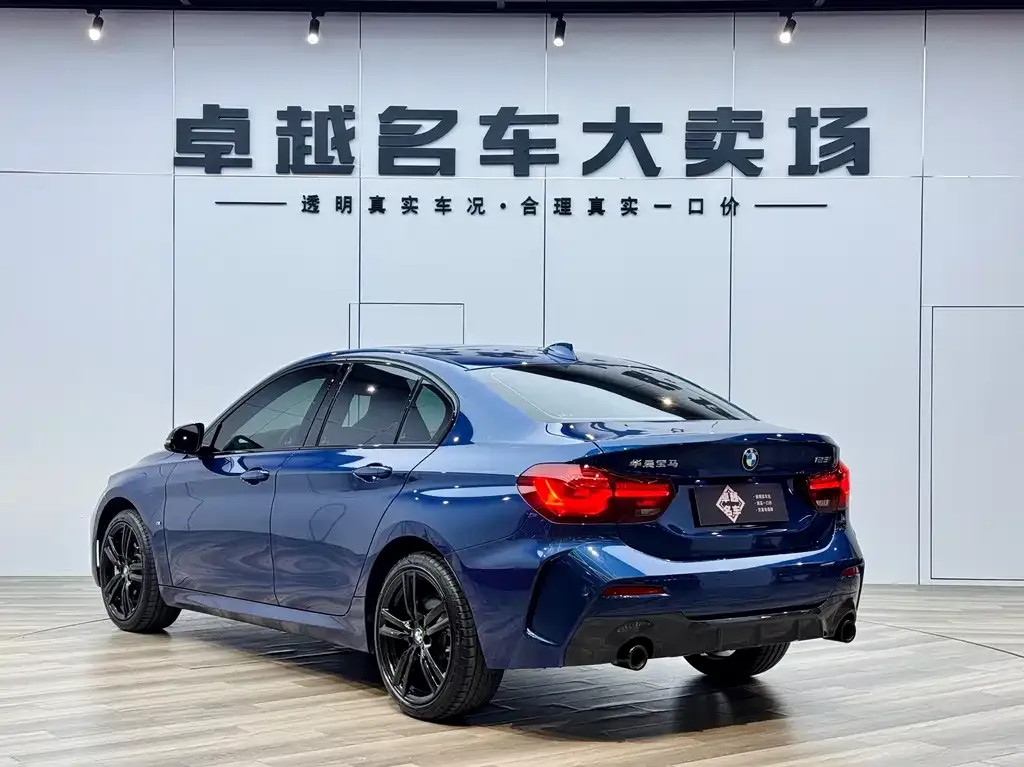 BMW 1 Series 2023 из CN, фото 5