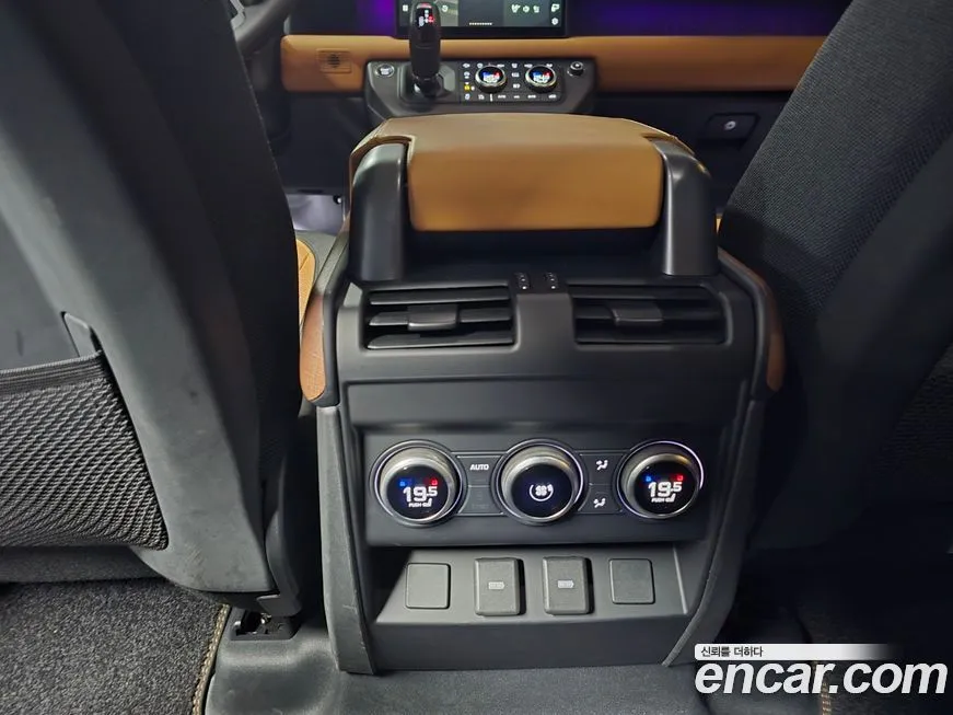 Land Rover Defender 2024 из KR, фото 10