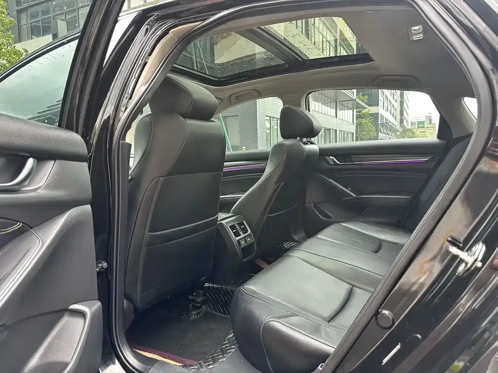 Honda Accord 2022 из CN, фото 8