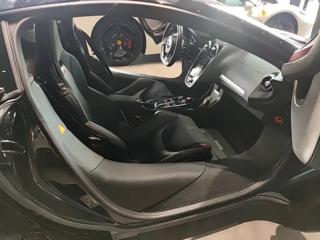 McLaren GT 2022 из CN, фото 7