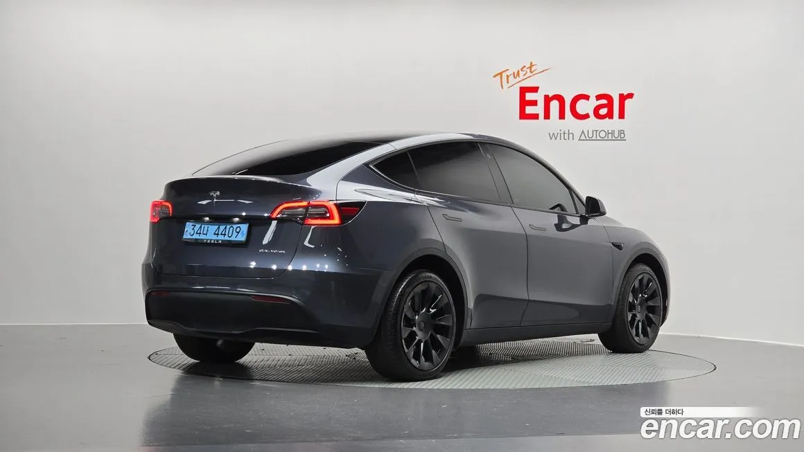Tesla Model Y — фото 2